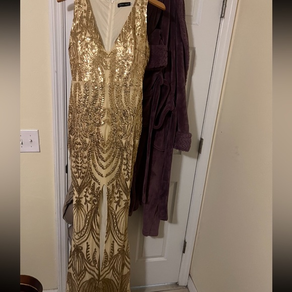 Prom dress - Picture 2 of 3